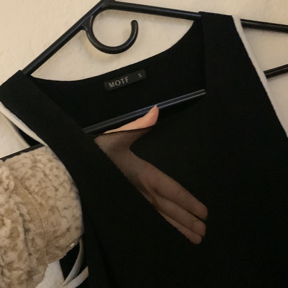 MOTF Premium Wool Mix dress - Picture 7 of 8